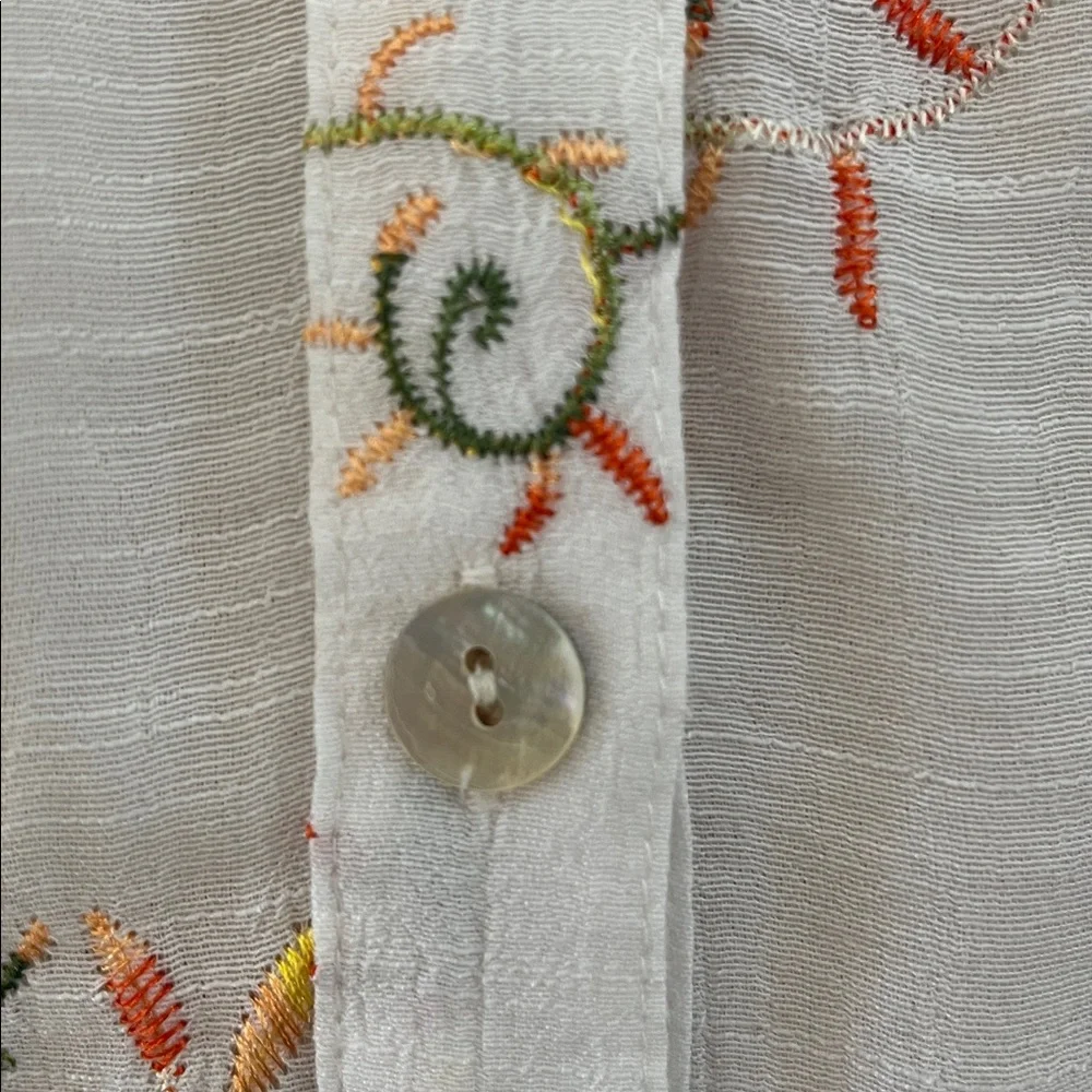 Figueroa & Flower Floral Embroidered Button Down Semi Sheer Shirt Size Large